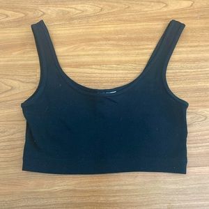 Black crop tank